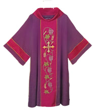 Load image into Gallery viewer, HB-135 Hand embroidered Silk blend Dalmatic.
