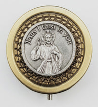 Load image into Gallery viewer, mds Heritage & Tradition Collection- Pyx, Sheepskin leather case Combos.