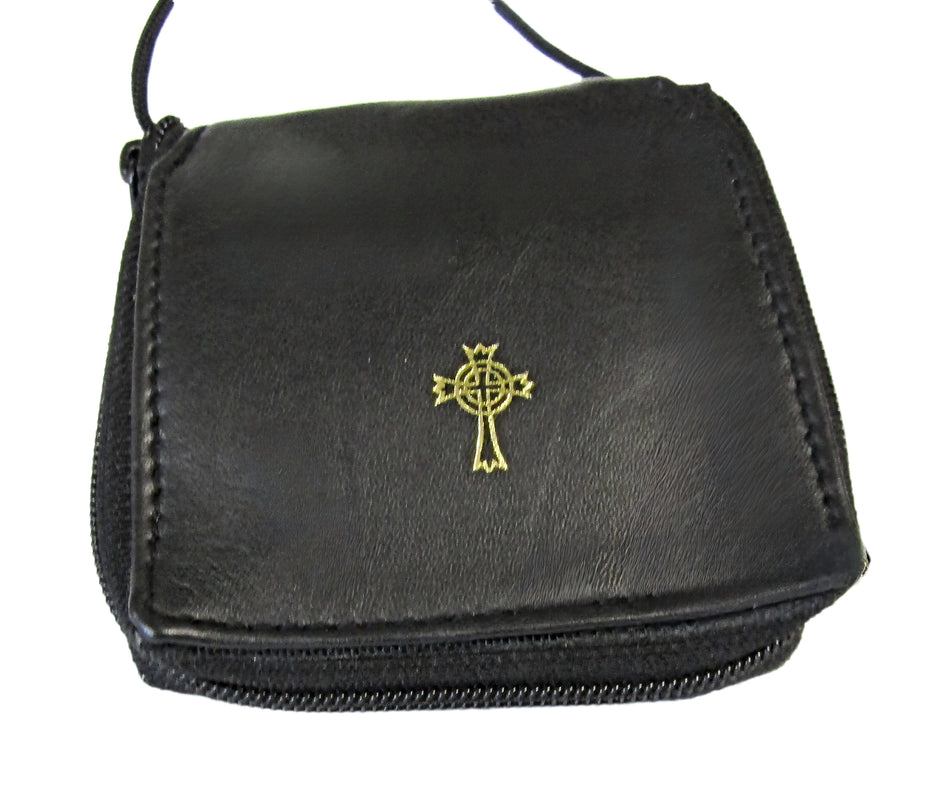 mds 9558  Leather Burse/Pyx Case with pocket.
