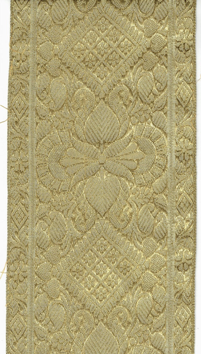 075 Gold Orphrey Chasuble
