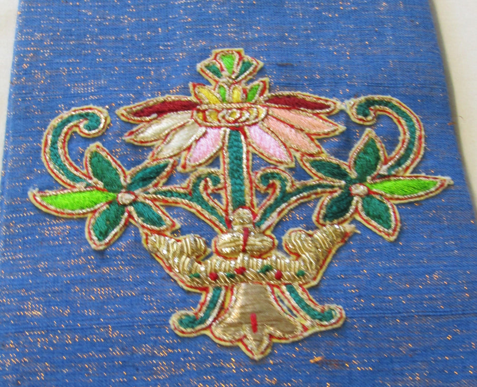 420BM- Hand embroidered stole