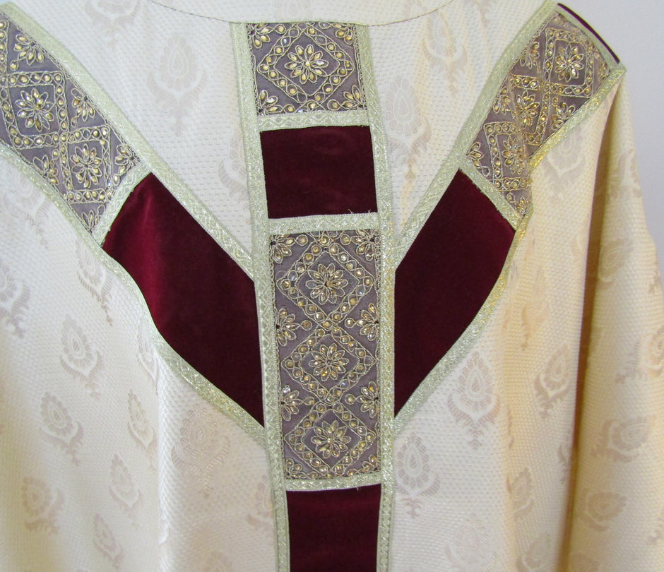 mds #21516 - The Light  Chasubles