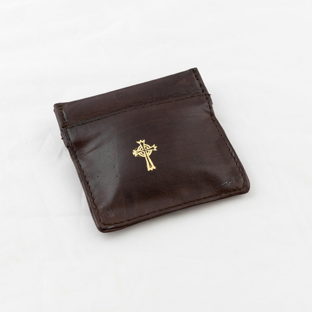 9510 Press top  Rosary/Coin Case