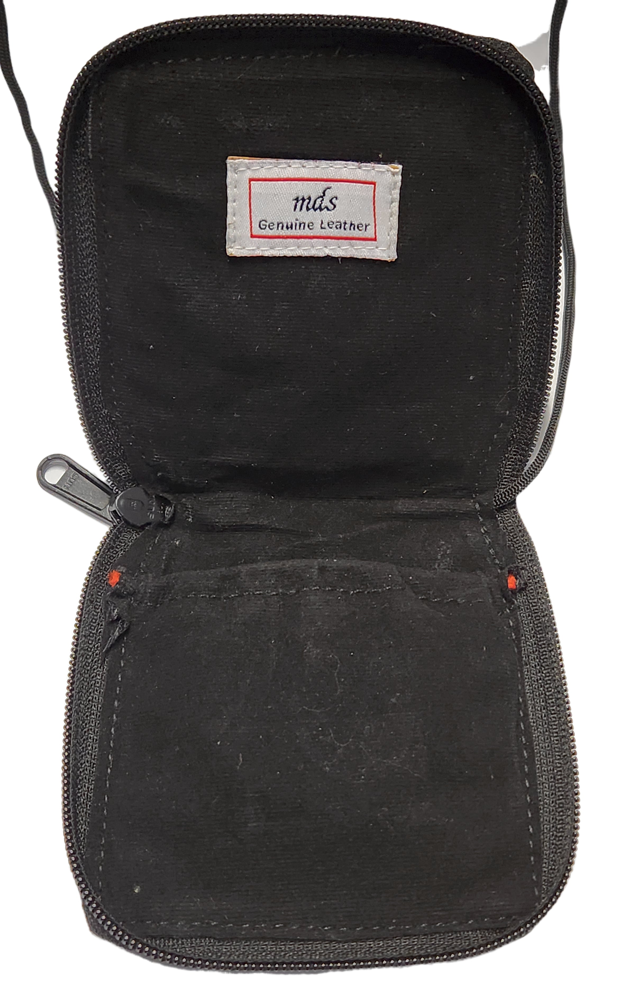 mds 9558  Leather Burse/Pyx Case with pocket.