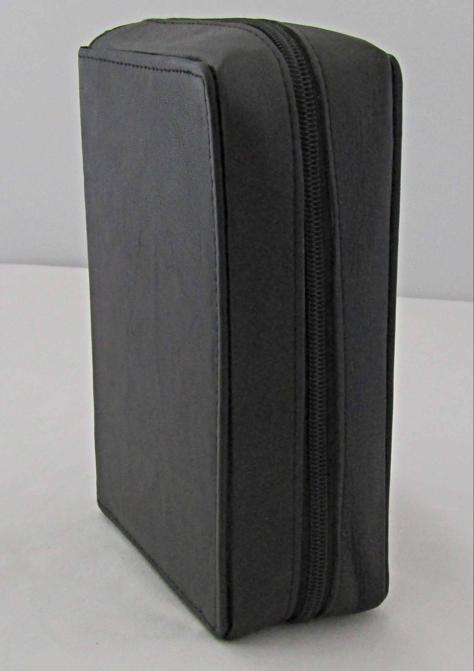 mds 9777 Leather Missal Cover