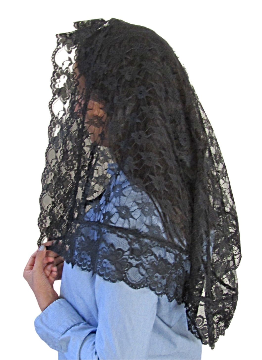 mds - Lace with lace trimmed mantilla #2100